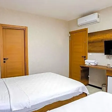 Acar Airport 3*
